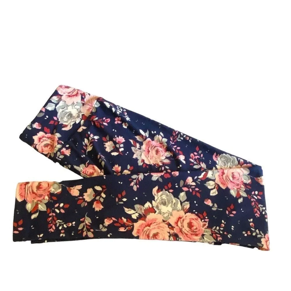 1459 LuLaRoe Leggings Size OS Black And Pink Roses Print New
